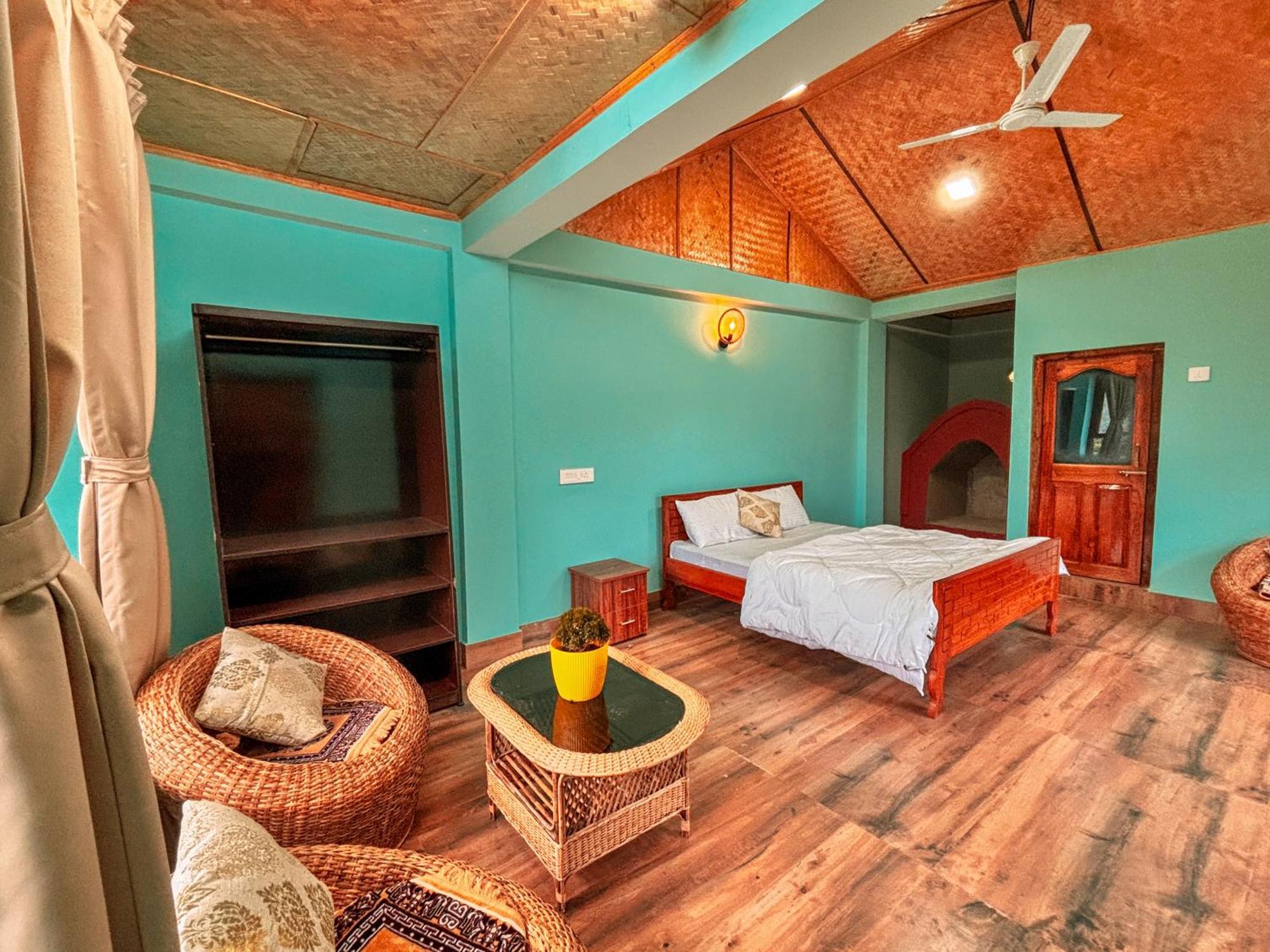 Lungzhong Retreat Silk Route Lodge *
